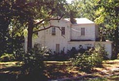 Side view of Davis House, Henrico County, Virginia structure that no longer exists.