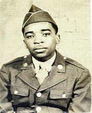 Welford Lloyd Williams in his World War II Army uniform.