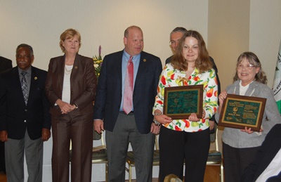 HPAC Award recipients and county representatives.