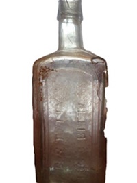 Bottle used for B.W. Totty's Superior Tonic Bitters.
