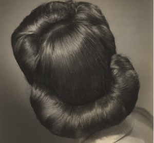 40s hairstyle.