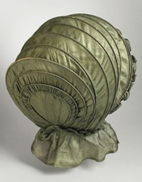 Calash bonnet.